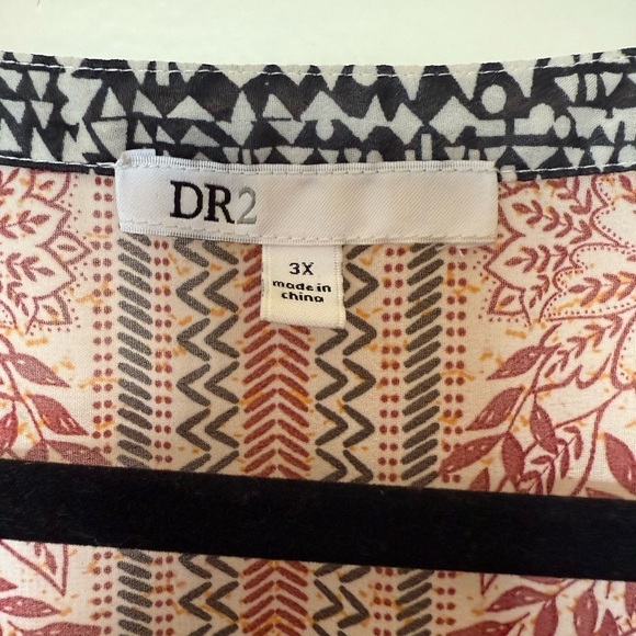 DR2 Split Neck Long Sleeve Sheer Print Top in Size 3X - Picture 2 of 9